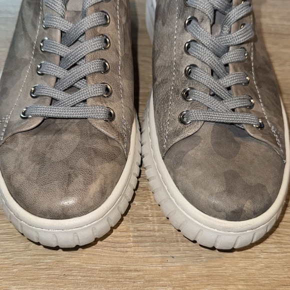 Sofft sneakers gray Taupe Leather camo 9 - Picture 2 of 4
